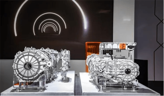 Weir Electric Ausgezeichnet als eines der zehn besten elektrischen Antriebssysteme der Welt: Anerkennung für das effiziente, geräuscharme SiC-Dreifach-Antriebssystem