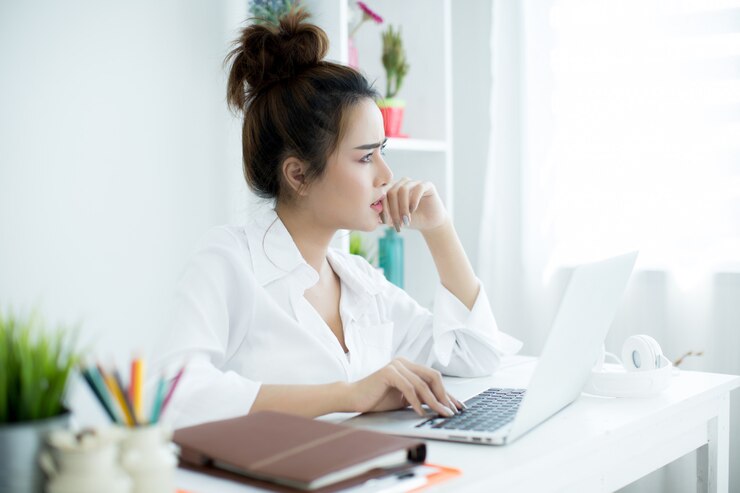 Arbeit von zuhause aus: So gestalten Sie Ihr Home-Office optimal