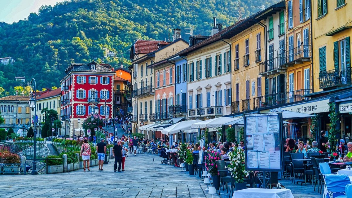 Genießen Sie einen familienfreundlichen Urlaub im Camping Cannobio mit wunderschönem Seeblick