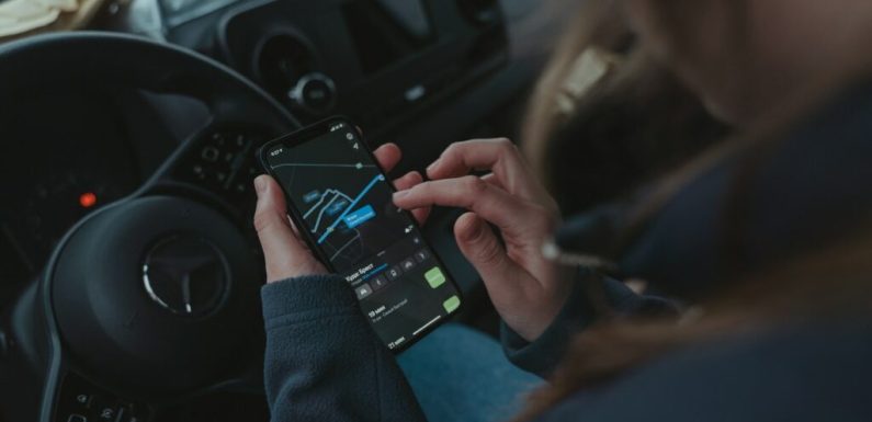 Tracker für Hunde: Spotter hilft Ihnen, die Zonen Ihres Hundes festzulegen